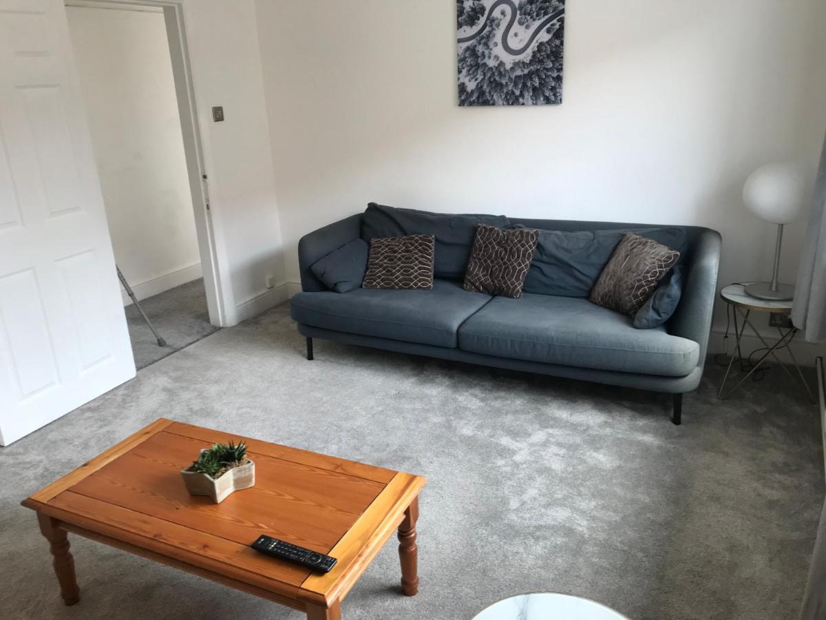 4 Bedroom Property Which Sleeps 8 Very Close To The Harry Potter Studio And Watford Junction Exteriör bild