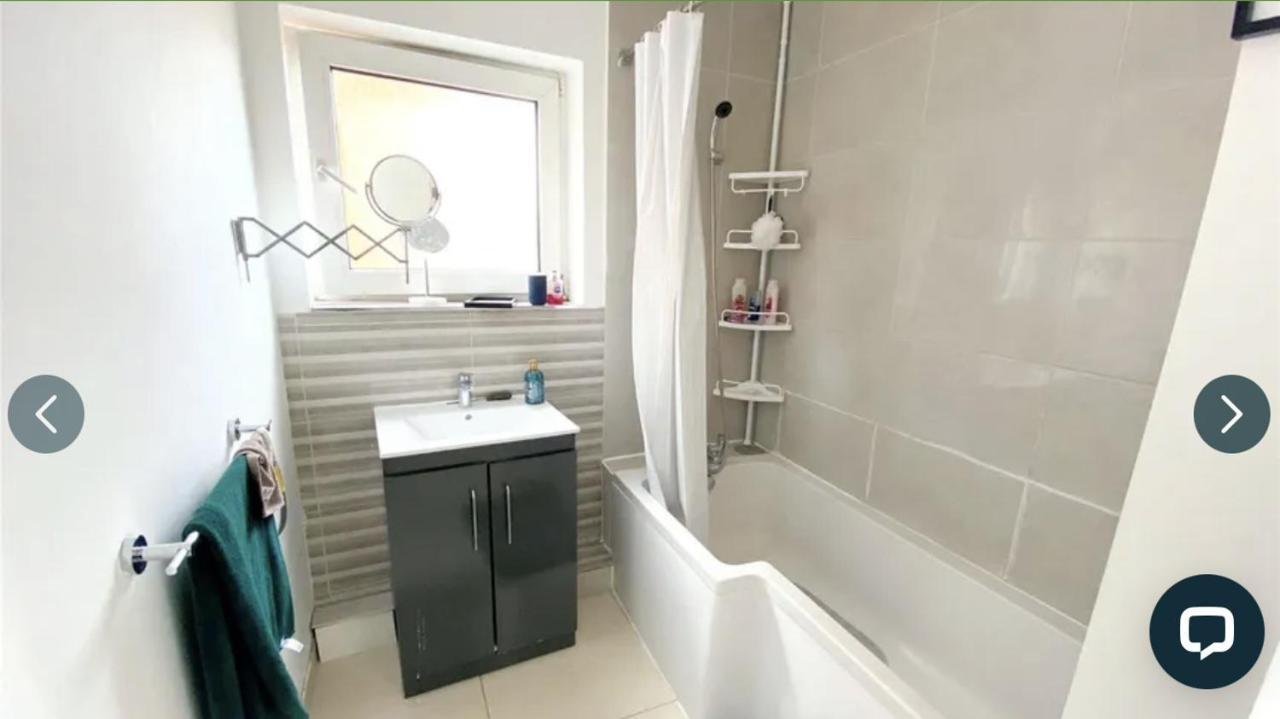 4 Bedroom Property Which Sleeps 8 Very Close To The Harry Potter Studio And Watford Junction Exteriör bild